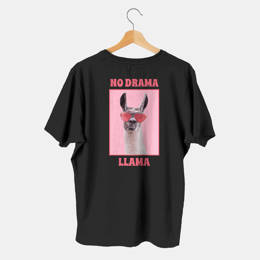 camiseta negra con llama animal con gafas de sol corazón y fondo balanco