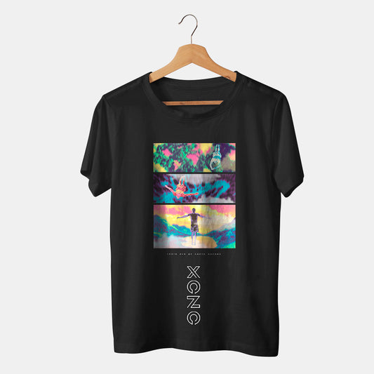 camiseta negra fantasia con fondo banco