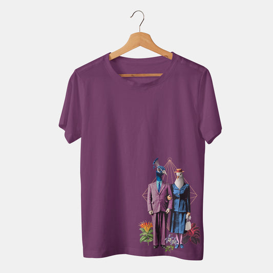 camiseta morada de pareja y pájaro con fondo blanco